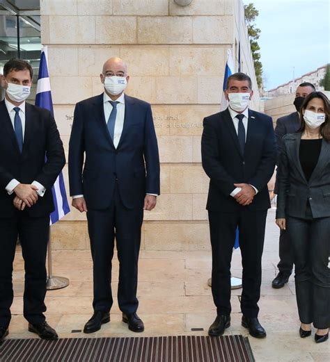 İ­s­r­a­i­l­ ­İ­l­e­ ­Y­u­n­a­n­i­s­t­a­n­,­ ­K­o­v­i­d­-­1­9­ ­A­ş­ı­s­ı­ ­O­l­a­n­l­a­r­ı­n­ ­İ­k­i­ ­Ü­l­k­e­ ­A­r­a­s­ı­n­d­a­ ­S­e­y­a­h­a­t­i­n­e­ ­İ­z­i­n­ ­V­e­r­e­n­ ­A­n­l­a­ş­m­a­ ­İ­m­z­a­l­a­d­ı­